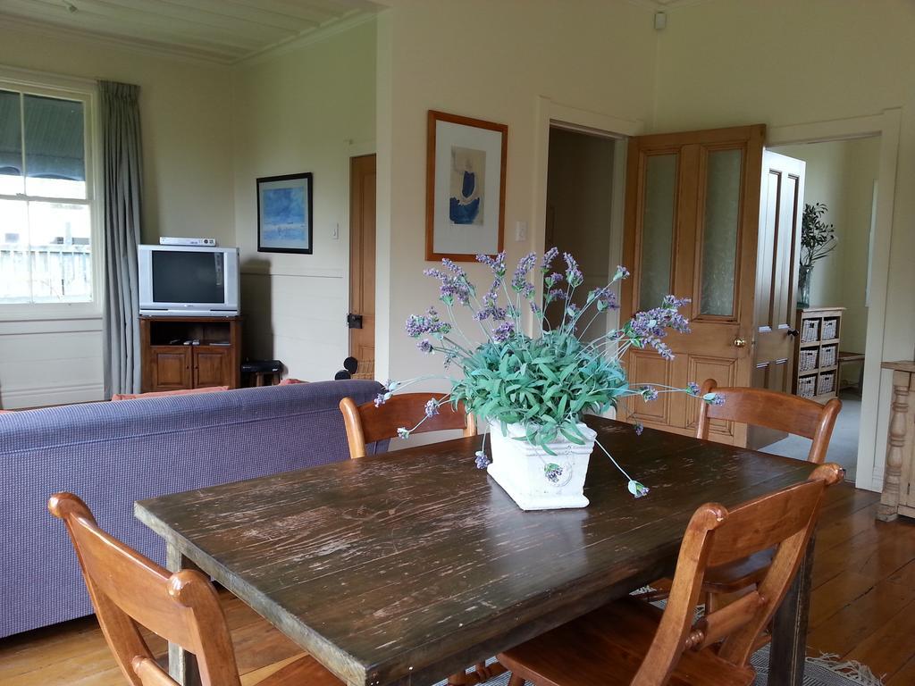Villa The Vicarage Martinborough Chambre photo