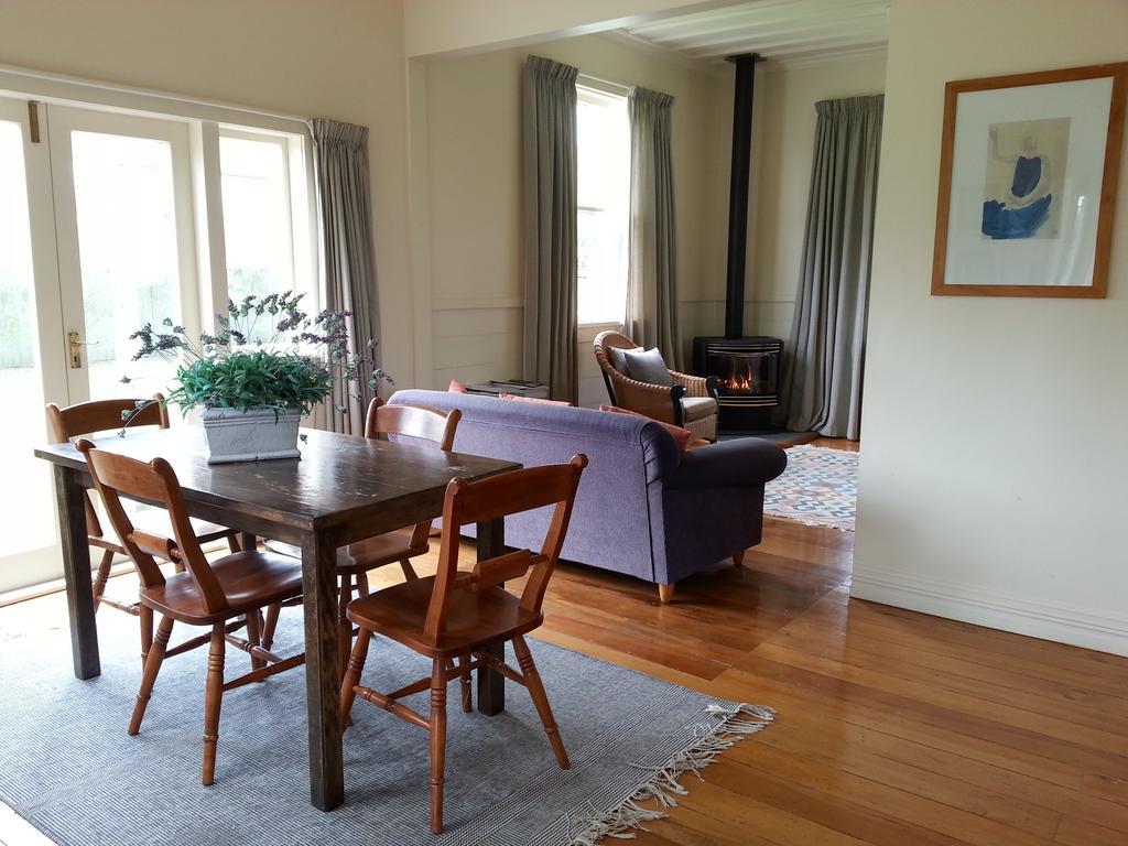 Villa The Vicarage Martinborough Chambre photo