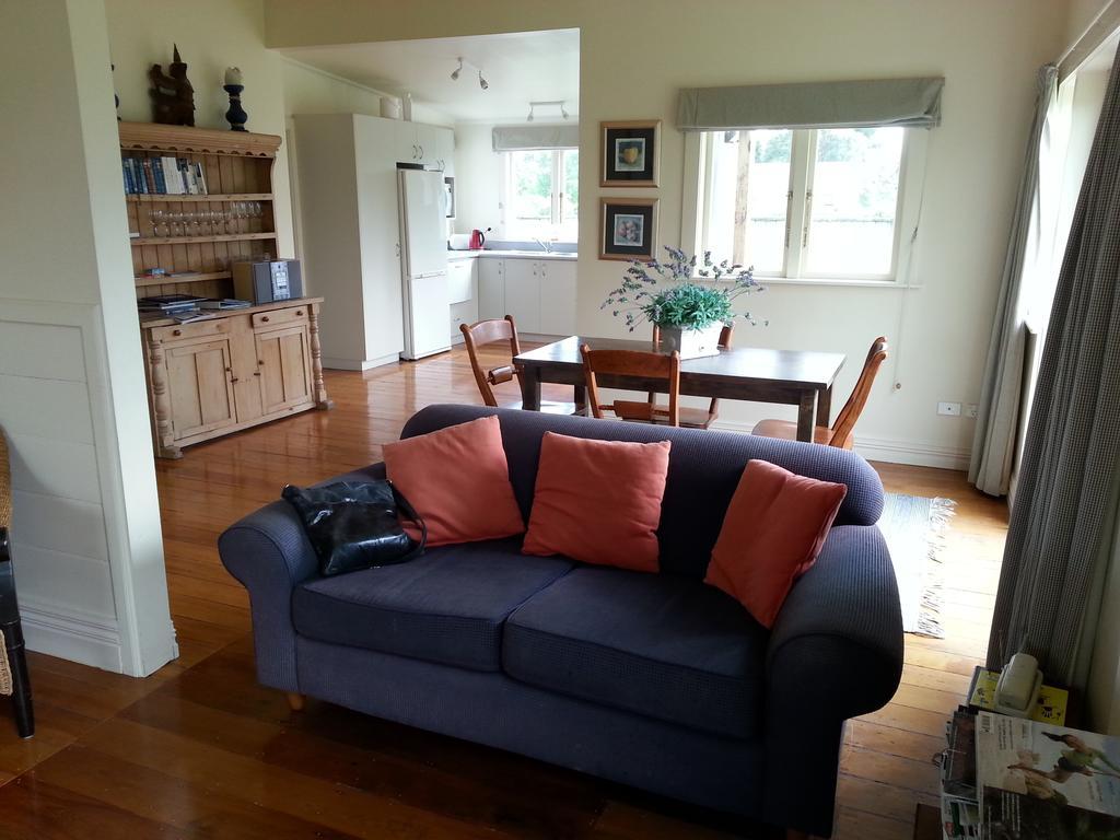 Villa The Vicarage Martinborough Chambre photo